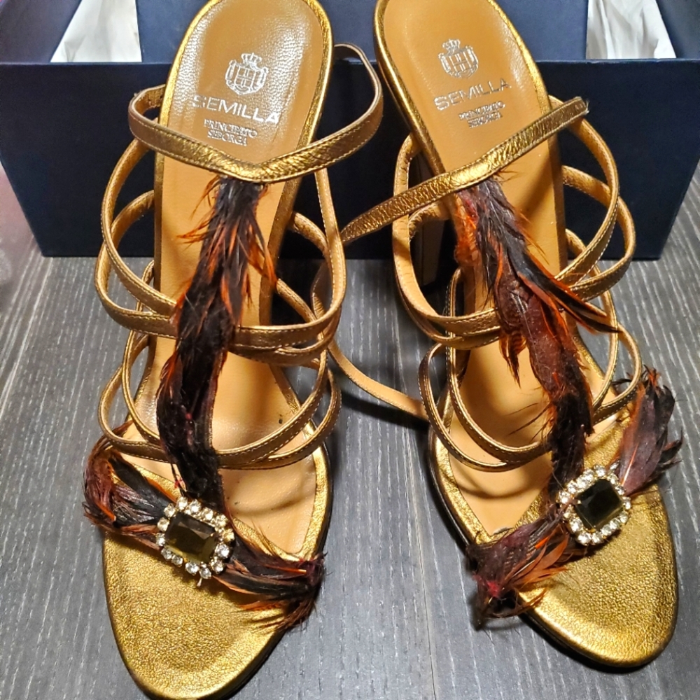 Semilla principato seborga gold sandals Swarovski jewel and feather detail 40